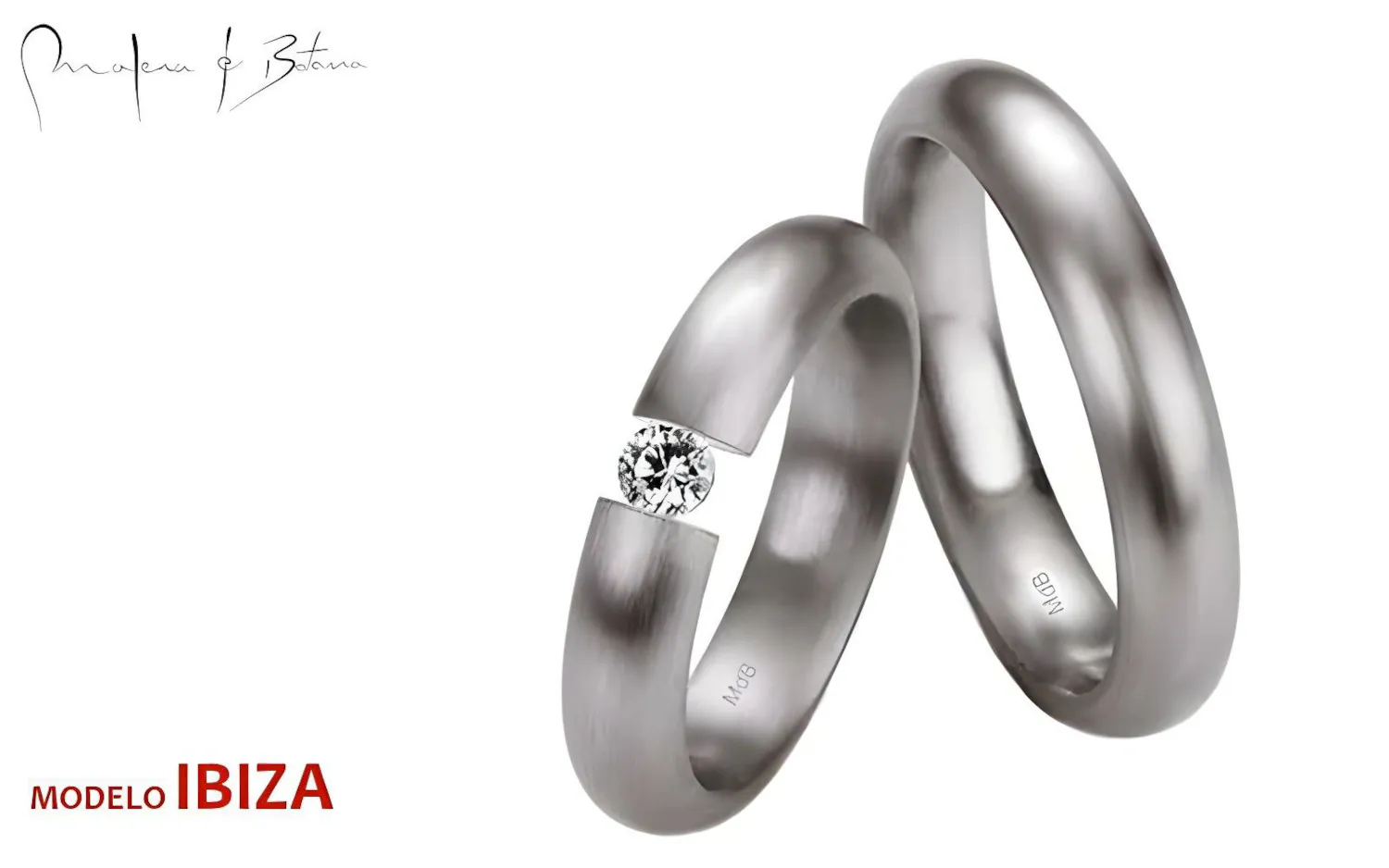 Par de anillos de boda en oro, uno liso y otro con una piedra solitaria engastada