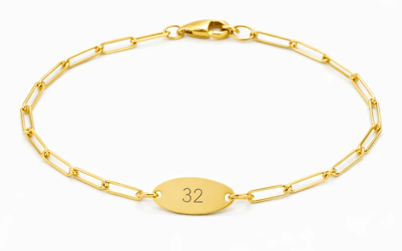 Pulsera de oro de eslabones tipo clip con corazón